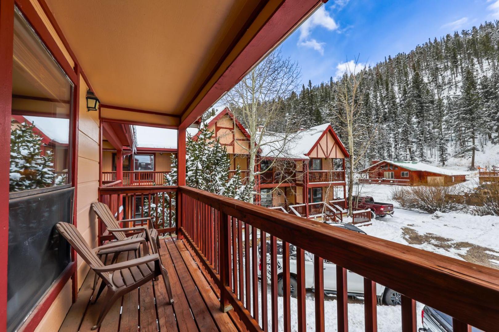 Valley Condo 119 - Creekside - Wifi - Hot Tub - Fireplace - Washer - Dryer - Playground Red River Exterior photo